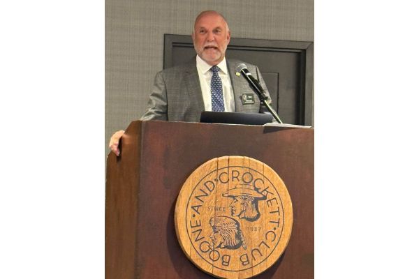 DR. STEVEN LEATH DELIVERS KEYNOTE ADDRESS AT BOONE AND CROCKETT CLUB’S SPRING DINNER