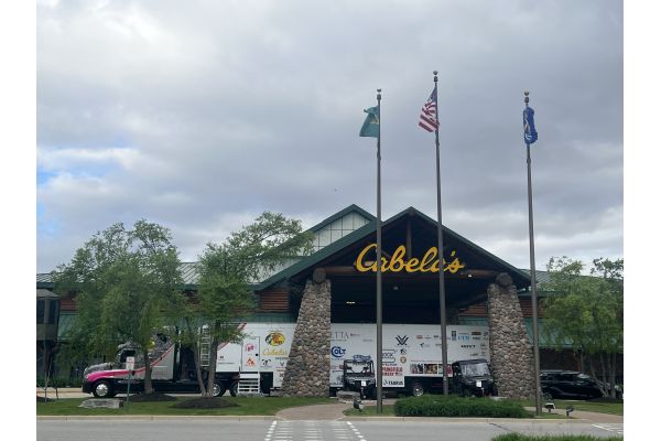 Shoot Like A Girl to Visit Cabela’s in Billings, Montana for the 2025 Authentic Tour