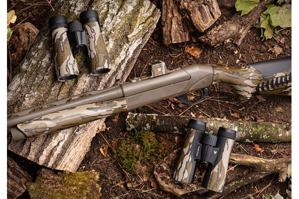 TOP OPTICS. LEGENDARY CAMO. A PERFECT MATCH.