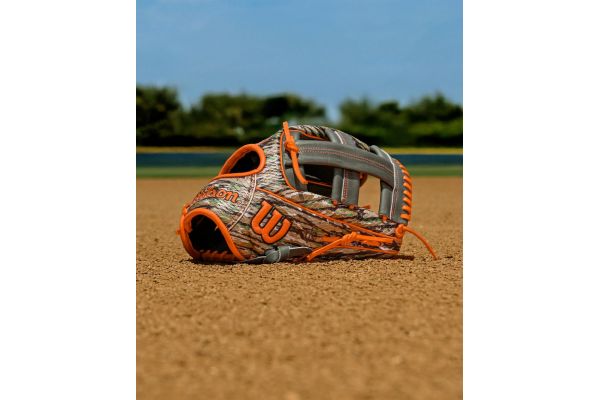 Wilson Sporting Goods Introduces Realtree Original Camo Infield Baseball Glove