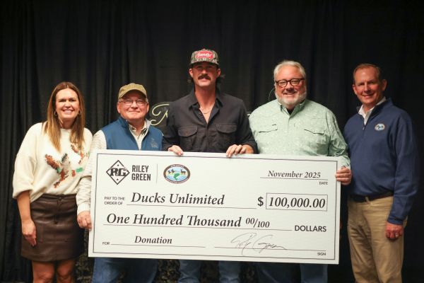 Riley Green Hosts Duckman Jam Benefiting Ducks Unlimited